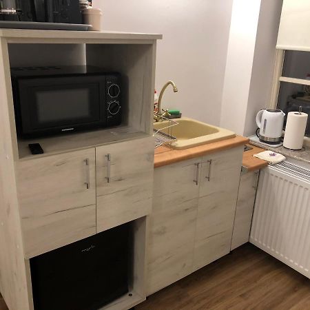 Cozy Central Apartment Брашов Екстер'єр фото