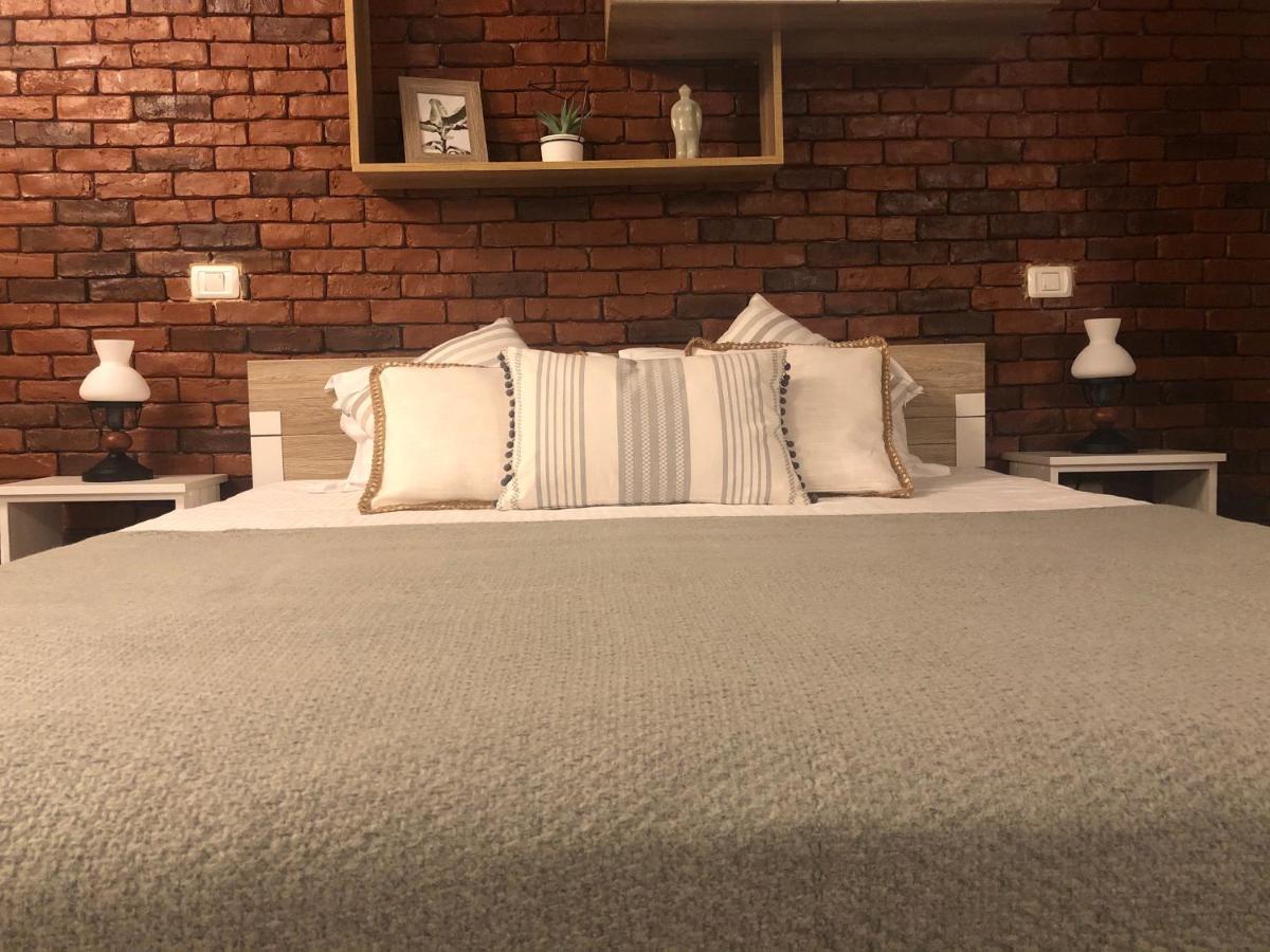 Cozy Central Apartment Брашов Екстер'єр фото